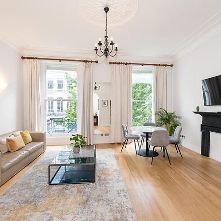 2-Bedroom Victorian Apartment In Kensington 런던 외부 사진